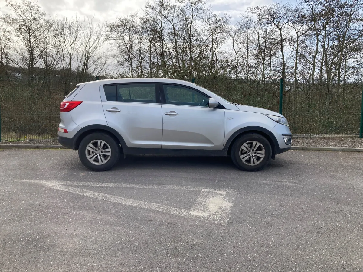2012 Kia Sportage 1.7 Diesel SUV Only 200000 Klm - Image 2