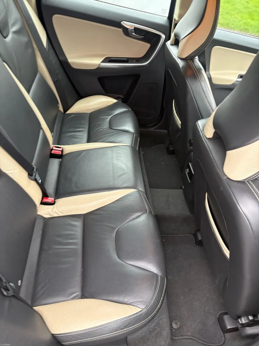 Volvo xc60 - Image 4