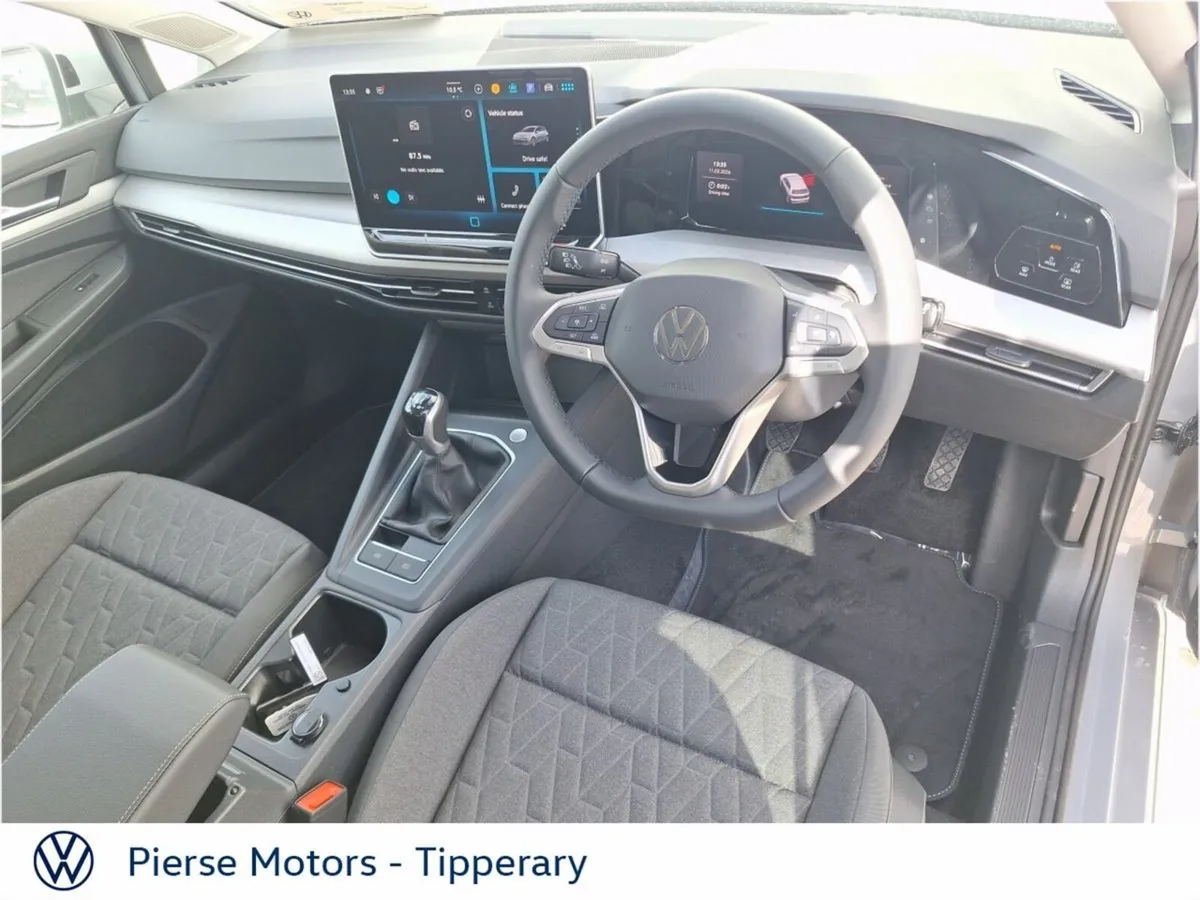 Volkswagen Golf EDITION 75 2.0 TDI 116HP - Image 2