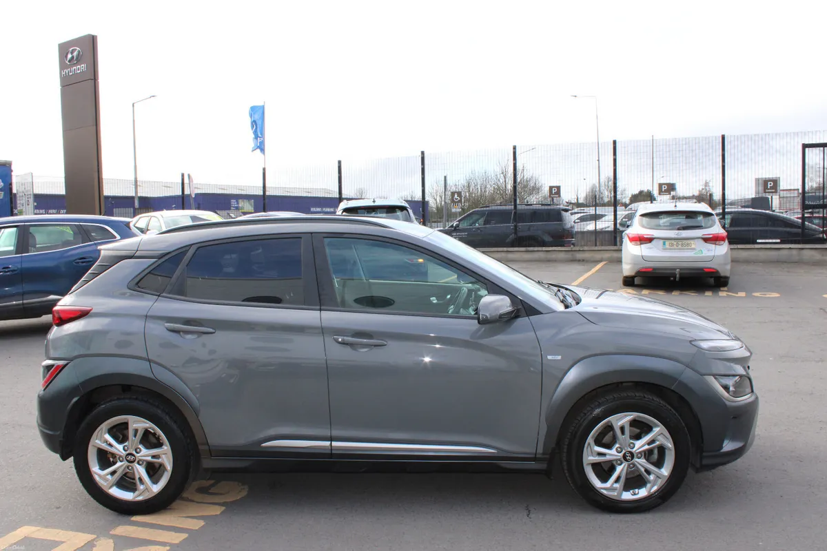 Hyundai KONA 2021 - Image 6