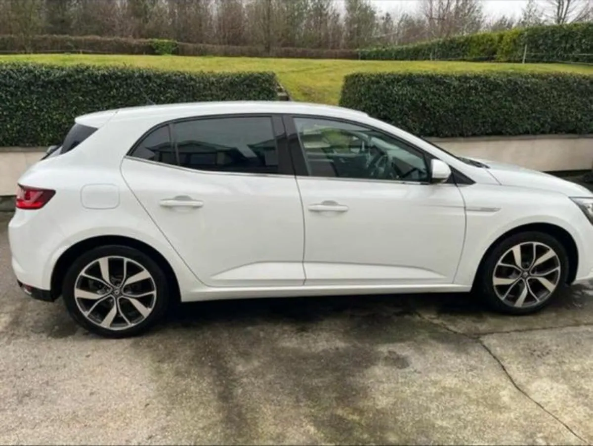 Renault Megane 2016 - Image 1