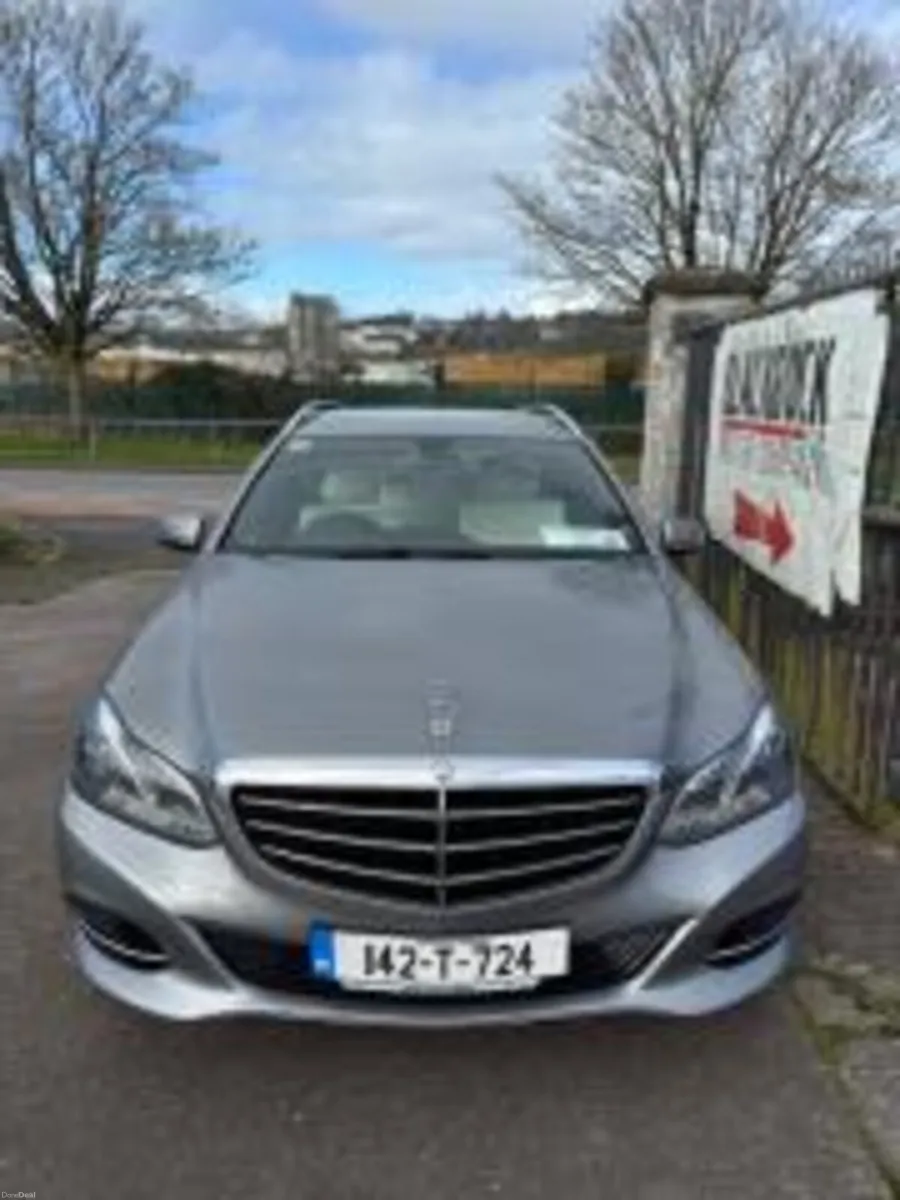 Mercedes-Benz E-Class 2014 - Image 2