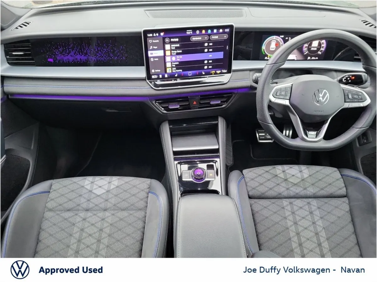 Volkswagen Tayron R-LINE 1.5 TSI PHEV 204HP AUTO - Image 3