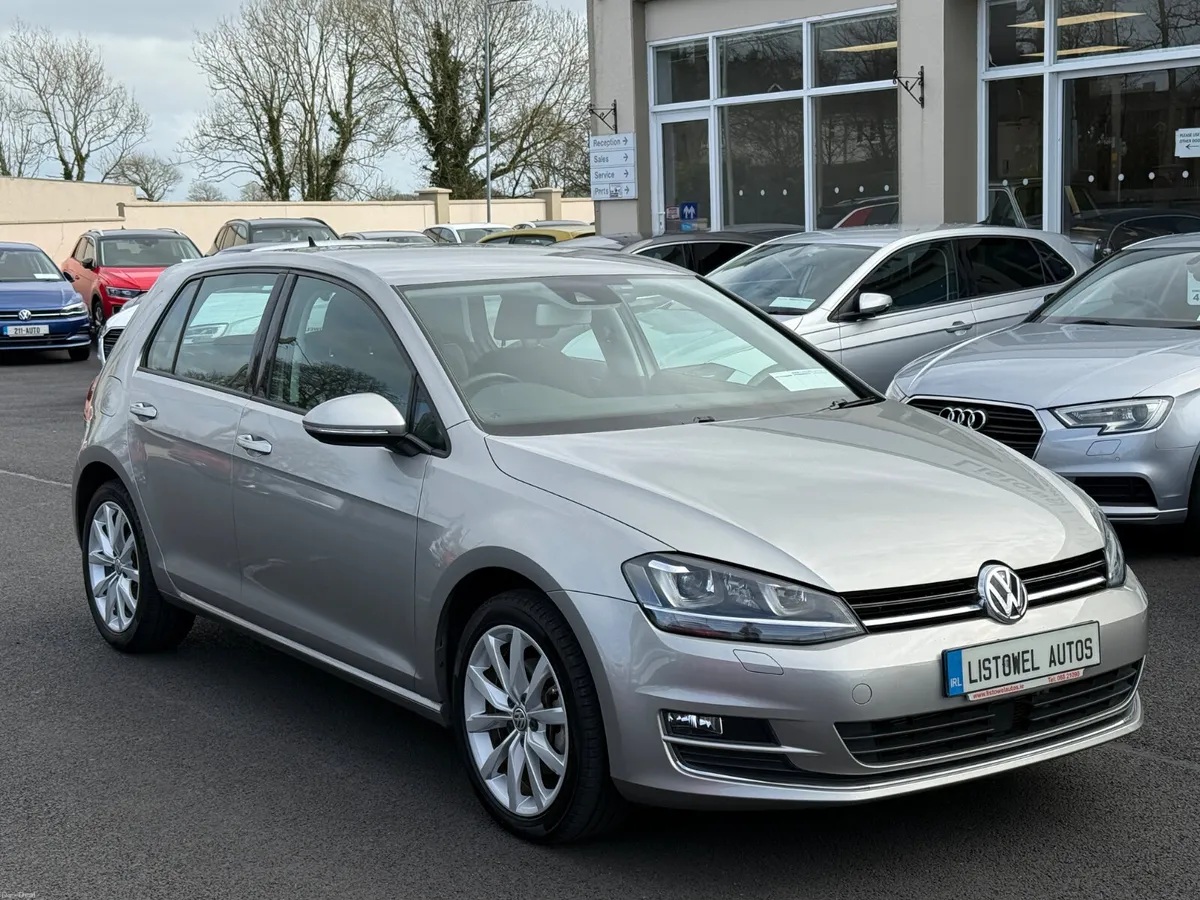 LOW MILEAGE- 152 VW GOLF HIGHLINE 1.4 AUTOMATIC - Image 4