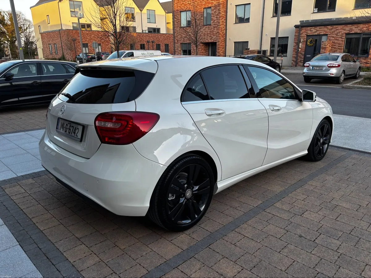 Mercedes-Benz A-Class 2014 - Image 3