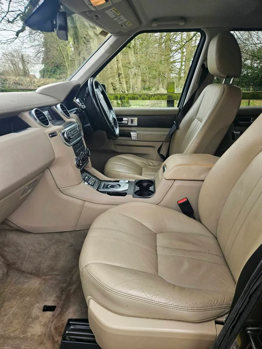 Land Rover Discovery - Image 4