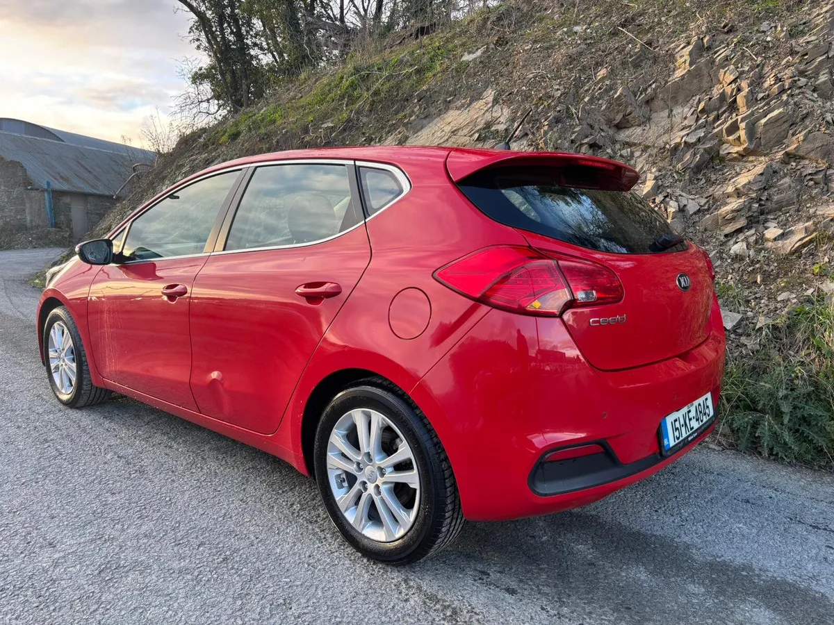 2015 KIA CEED 1.4 DIESEL - Image 4