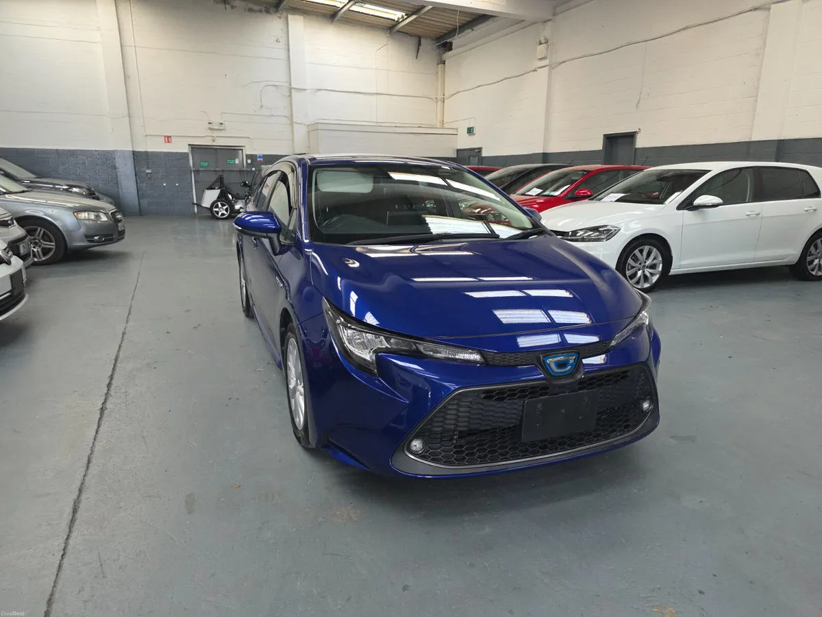 2020 Toyota Corolla Saloon Hybrid - Image 1