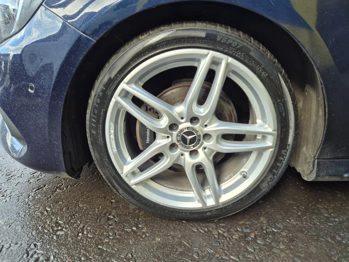 Mercedes-Benz A-Class 2017 - Image 2