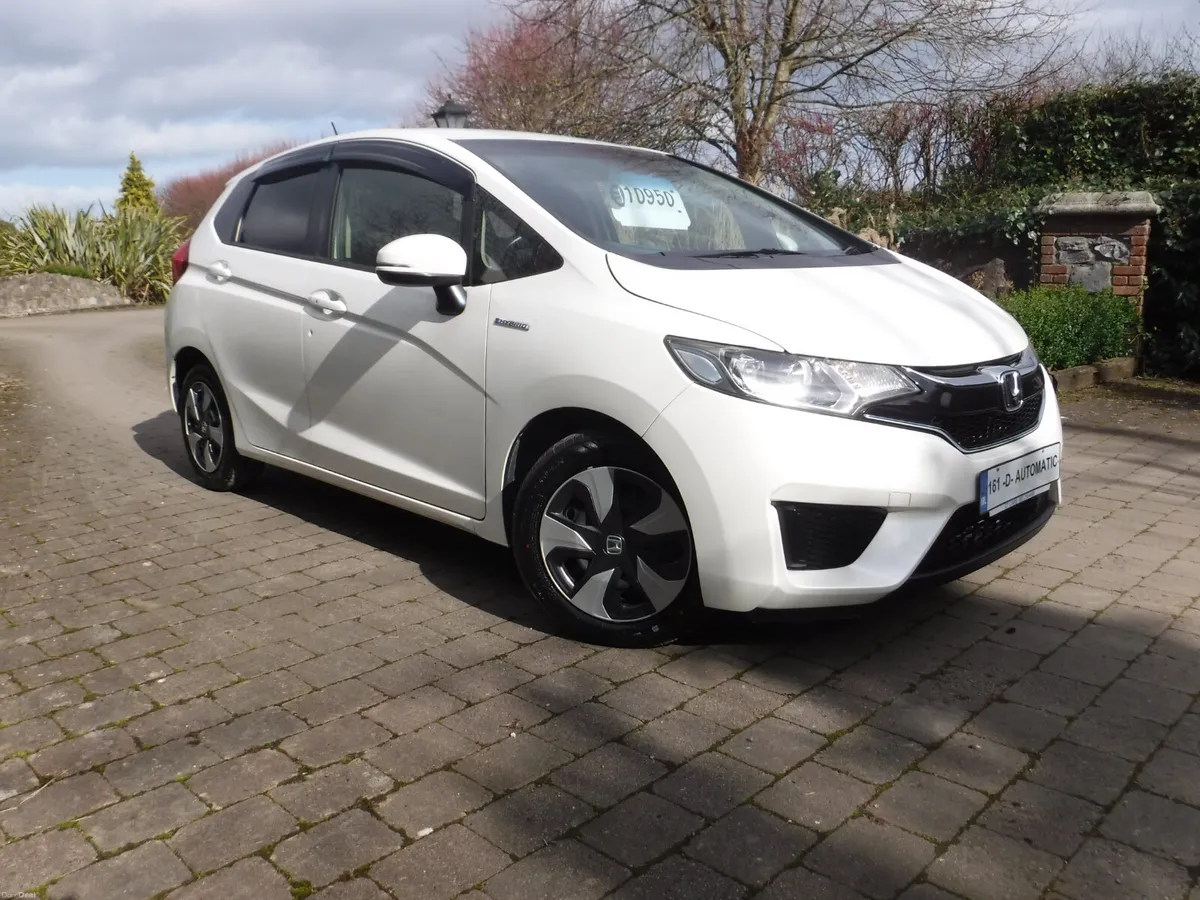 HONDA FIT 1.5 AUTO HYBRID L ANDROID+CARPLAY - Image 1