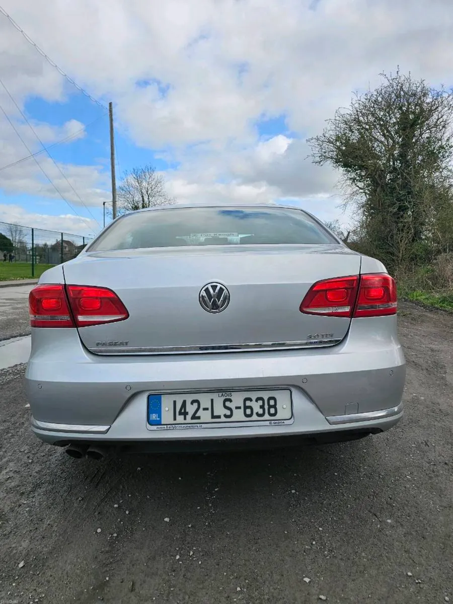 Vw passat 2014 Highline model 2.0 tdi - Image 2