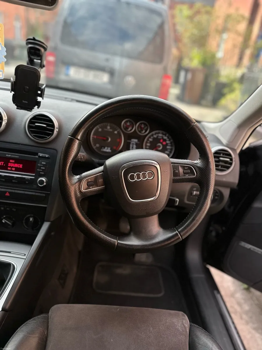 Audi A3 sportsback - Image 1
