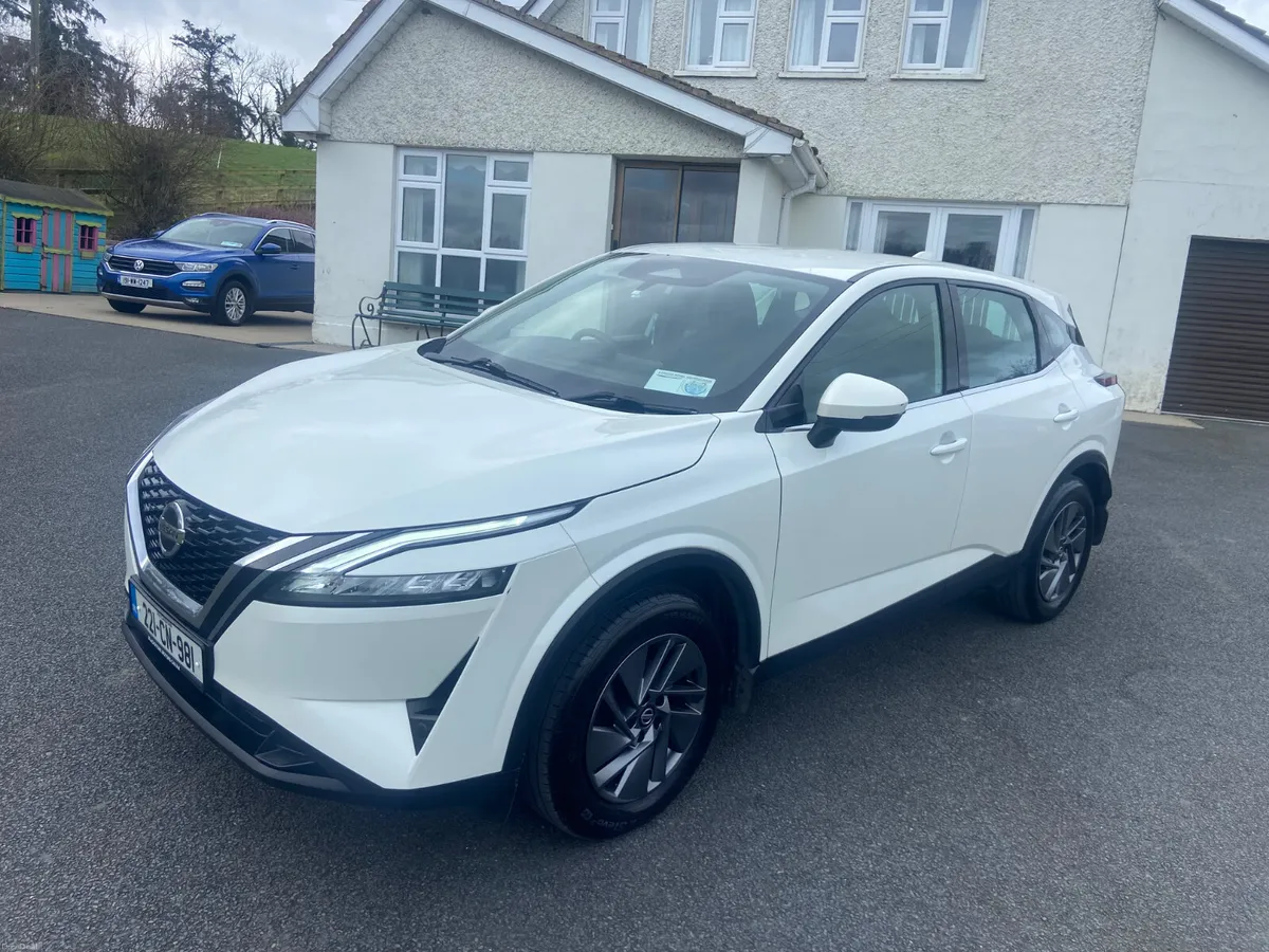 Nissan Qashqai 1.3 petrol Sv - Image 2