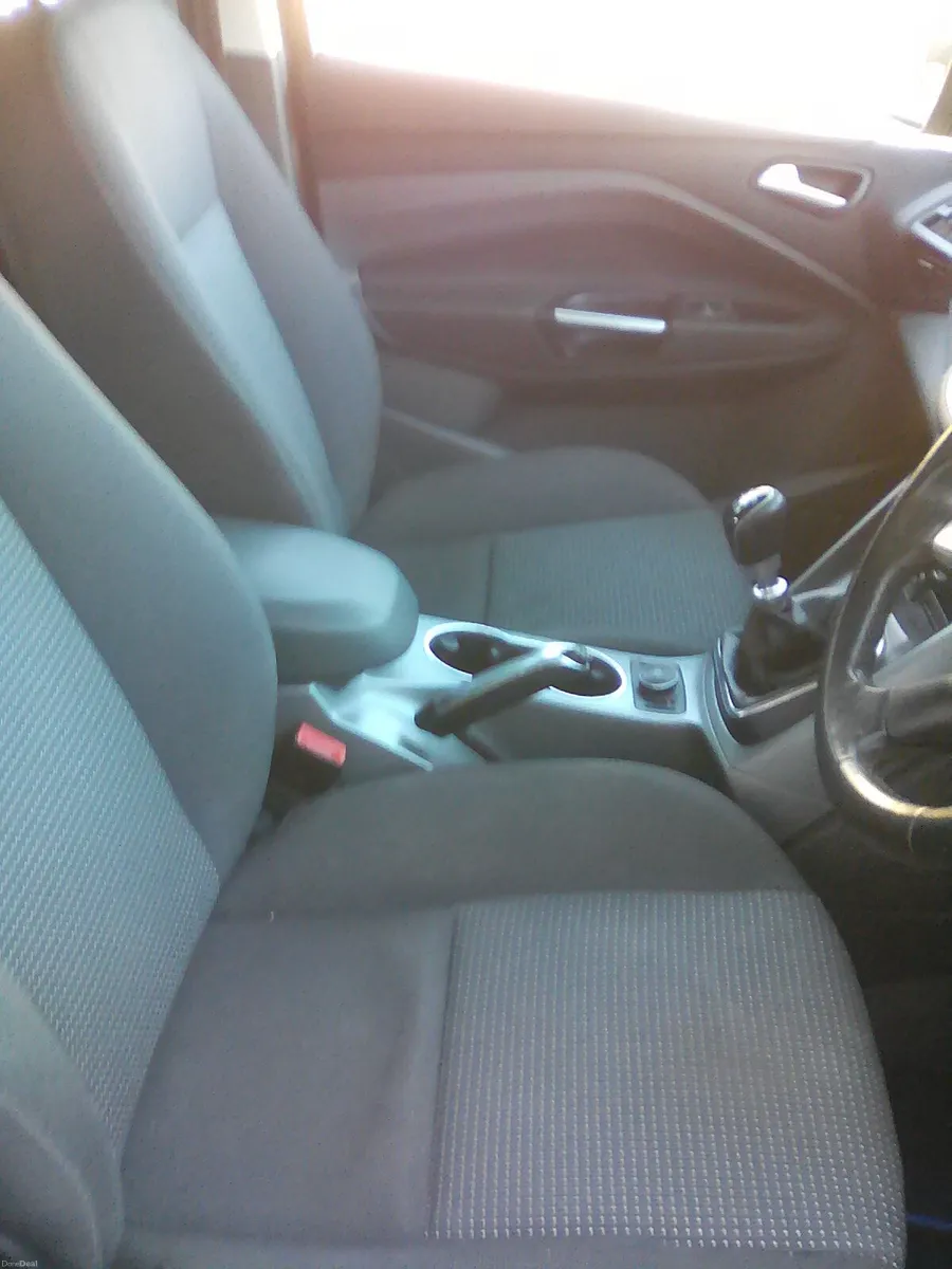 Ford Grand C-Max 2014 - Image 2