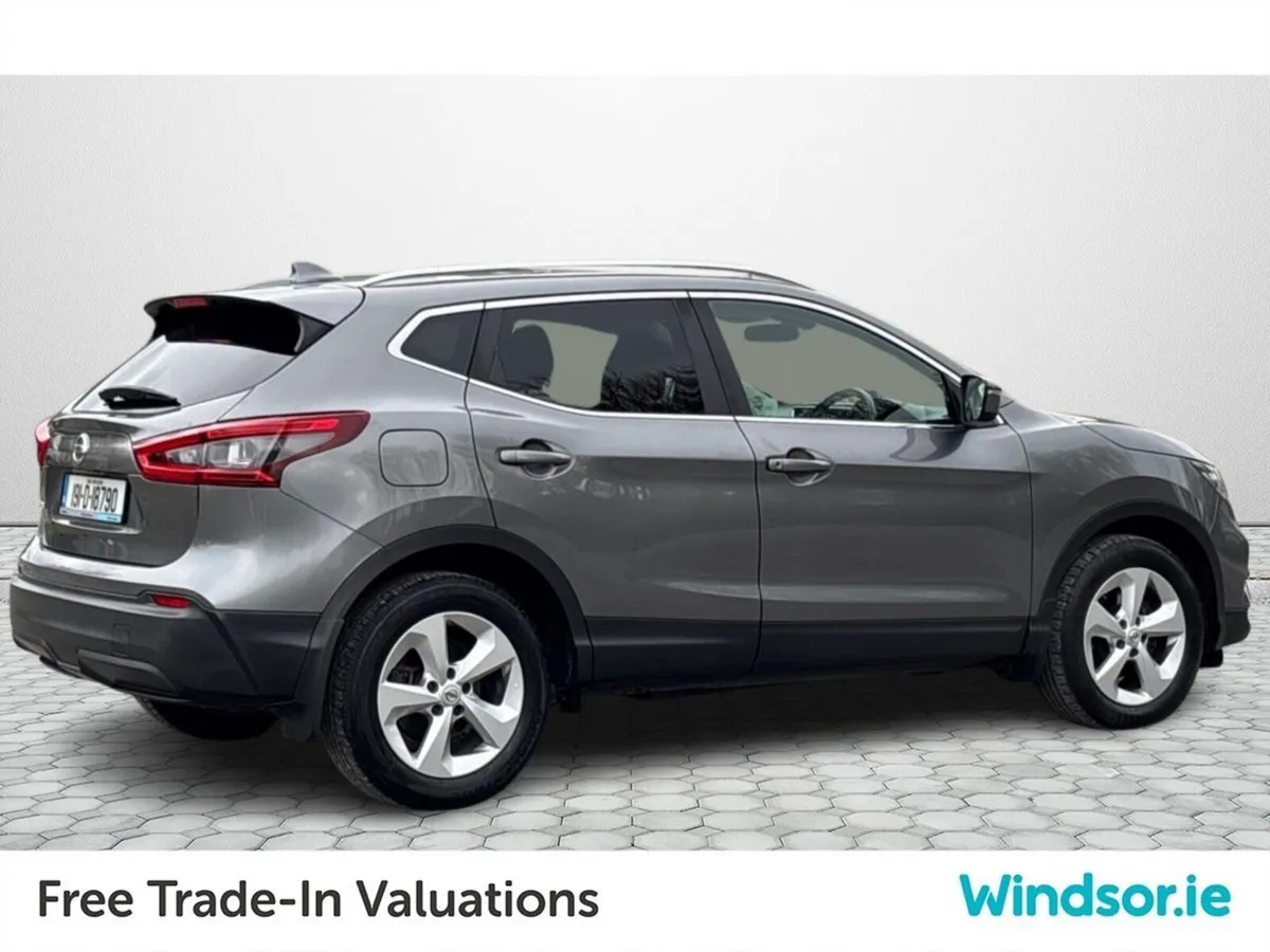 Nissan Qashqai 1.3 PET SV DCT - Image 2