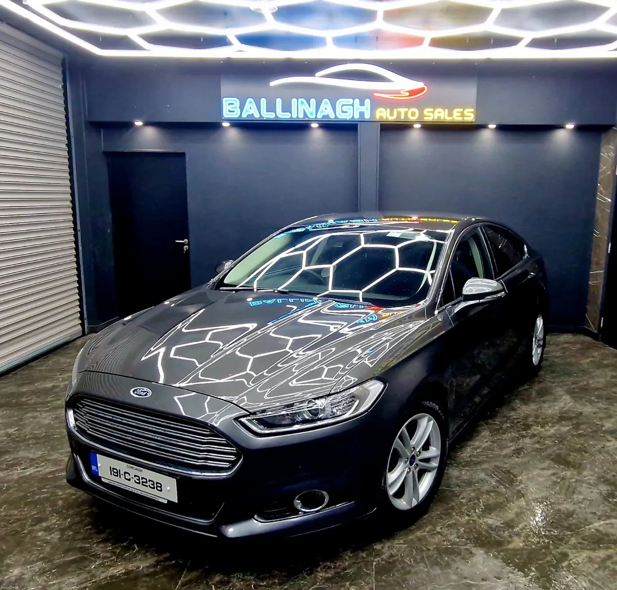 FORD MONDEO TITANIUM 150BHP DIESEL - Image 3