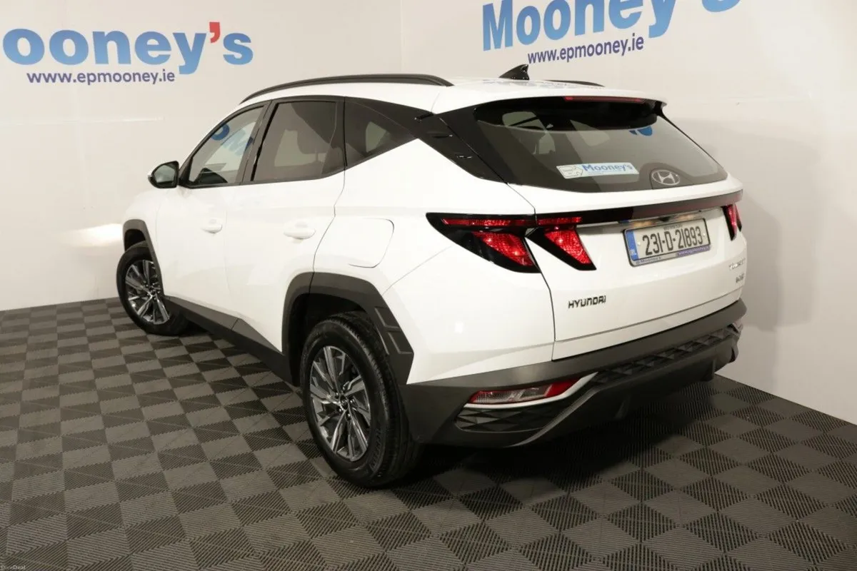 Hyundai Tucson HYBRID COMFORT PLUS 1.6L PETROL AUT - Image 4