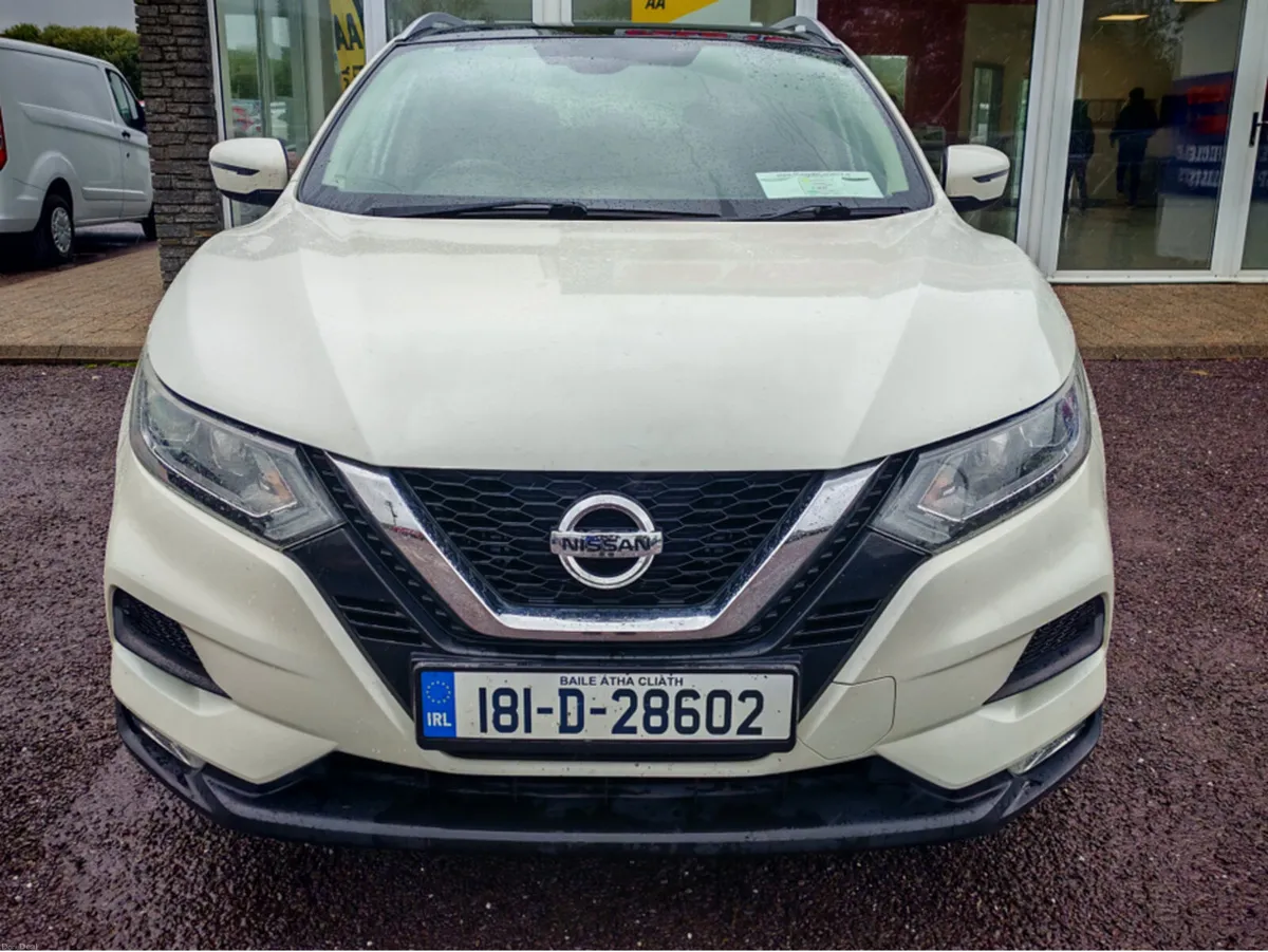 Nissan Qashqai 1.2 SV 18 4DR - Image 5