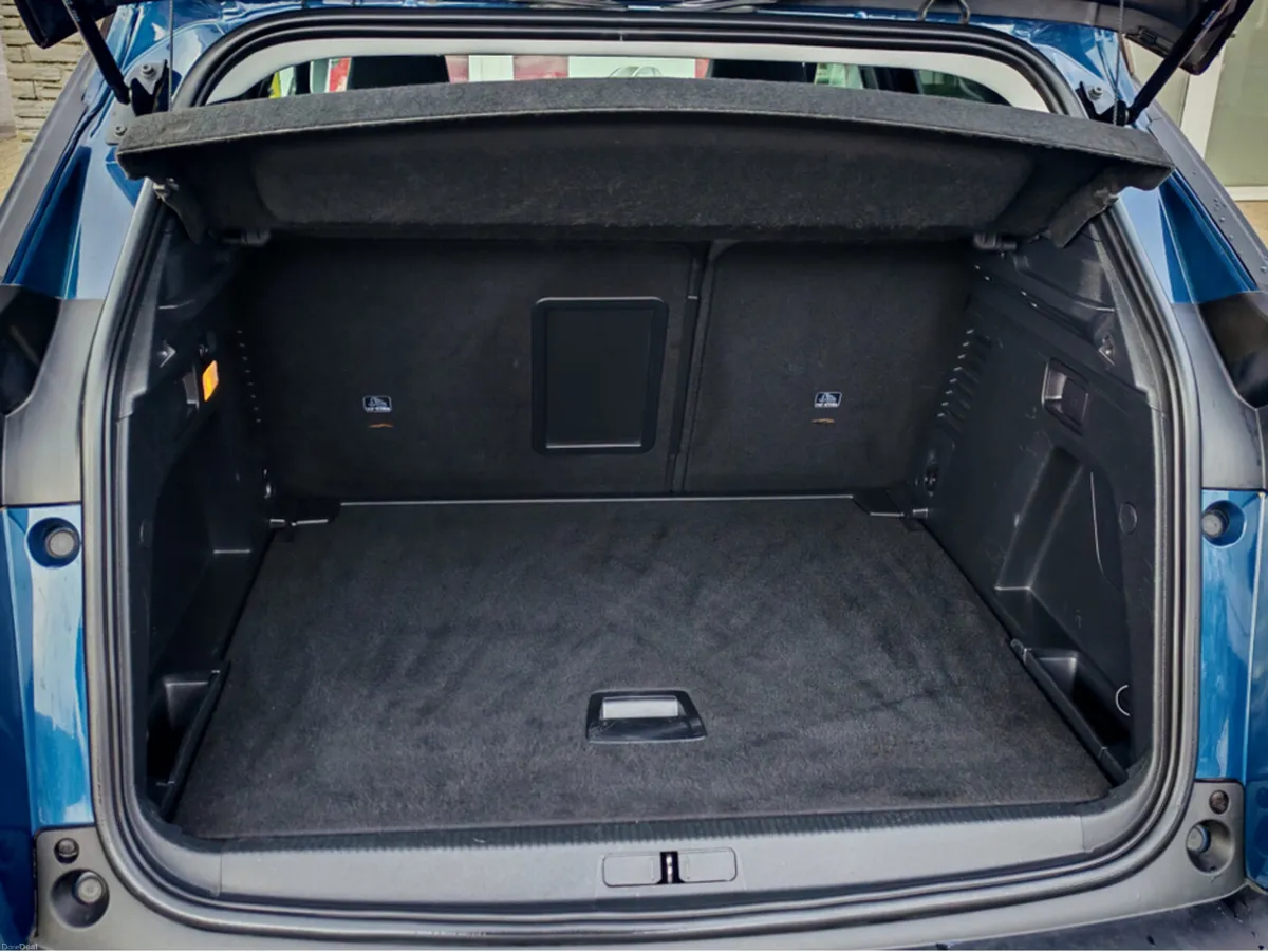 Peugeot 3008 ALLURE BLUEHDI S/S - Image 3