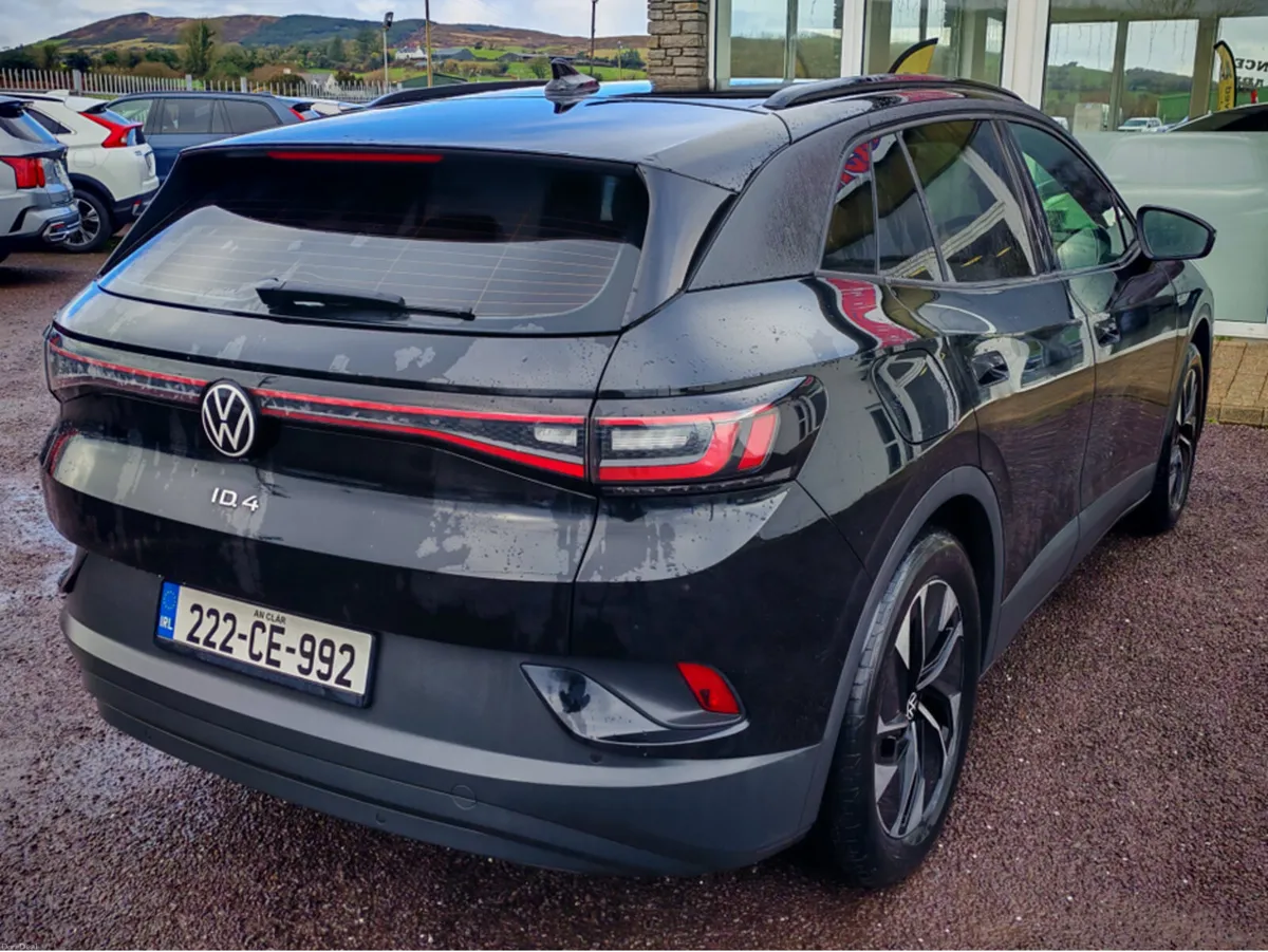 Volkswagen ID.4 LIFE 77KWH 174BHP PRO - Image 4
