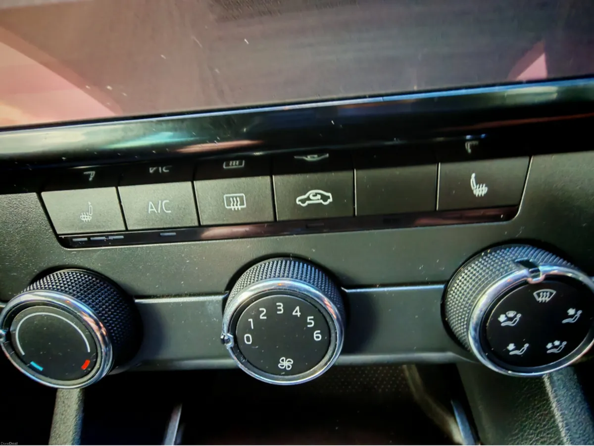 Skoda Octavia C SOL 1.0 TSI 115HP 4DR - Image 3