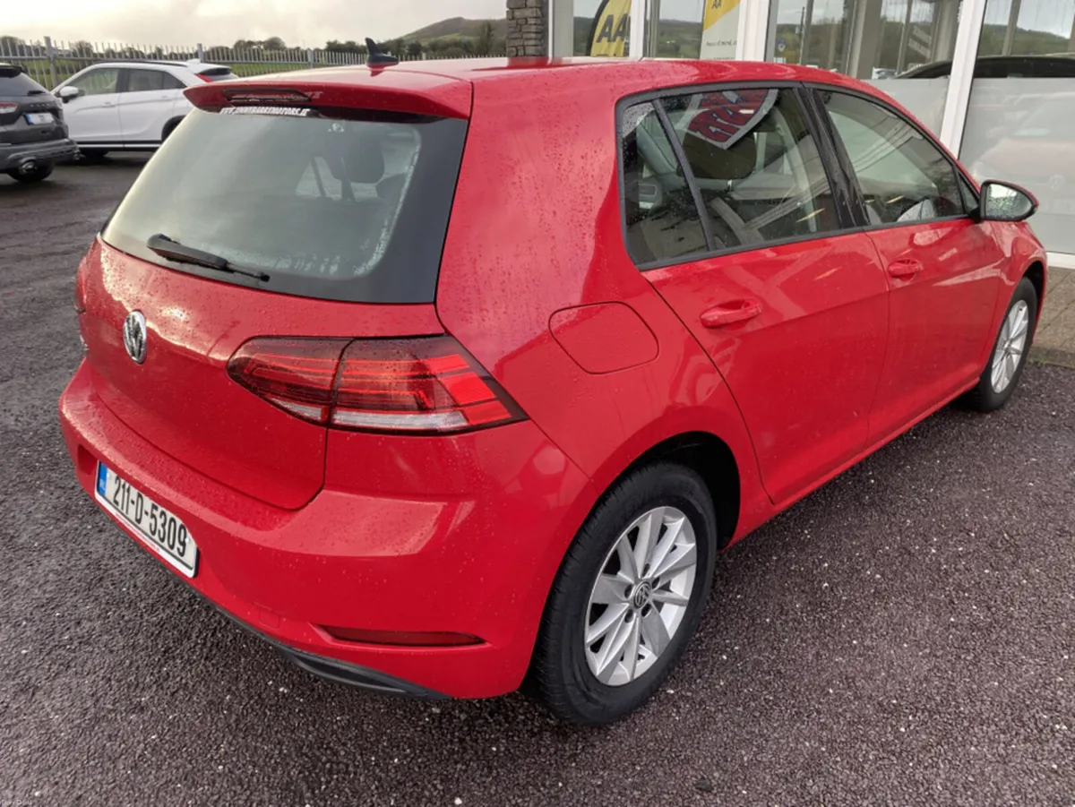 Volkswagen Golf TRENDLINE 1.6 TDI MANUAL 5SPEED 5D - Image 6