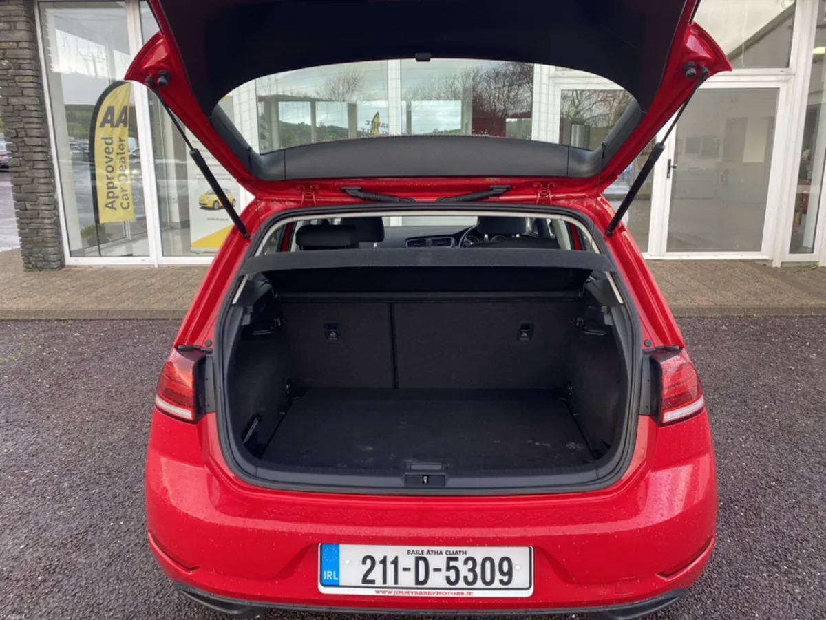 Volkswagen Golf TRENDLINE 1.6 TDI MANUAL 5SPEED 5D - Image 5