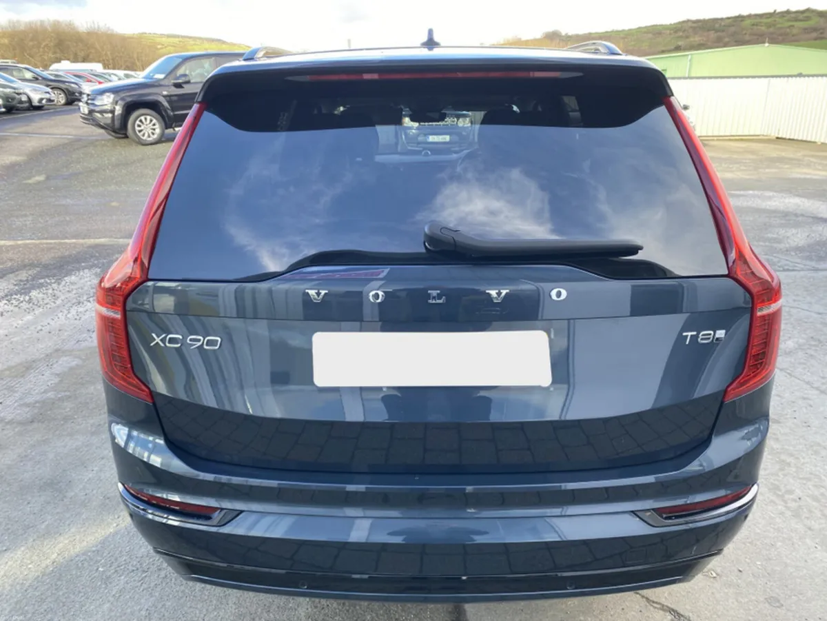 Volvo XC90 ULTRA T8 PHEV AWD AU RECHARGE - Image 4
