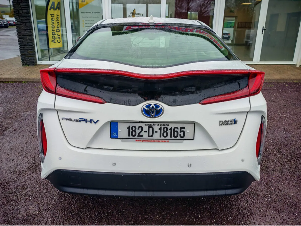 Toyota Prius PH PHV PLUG IN HYBRID 4DR AUTO - Image 5