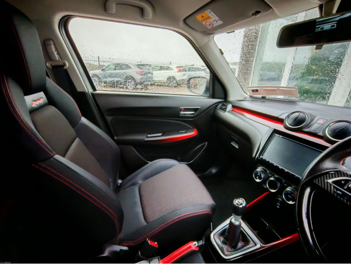 Suzuki Swift manual sport - Image 2