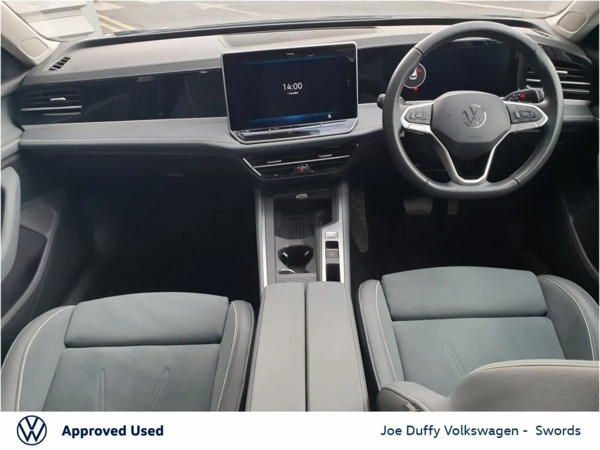 Volkswagen Passat Passat Life PHEV 120KM Range on - Image 3