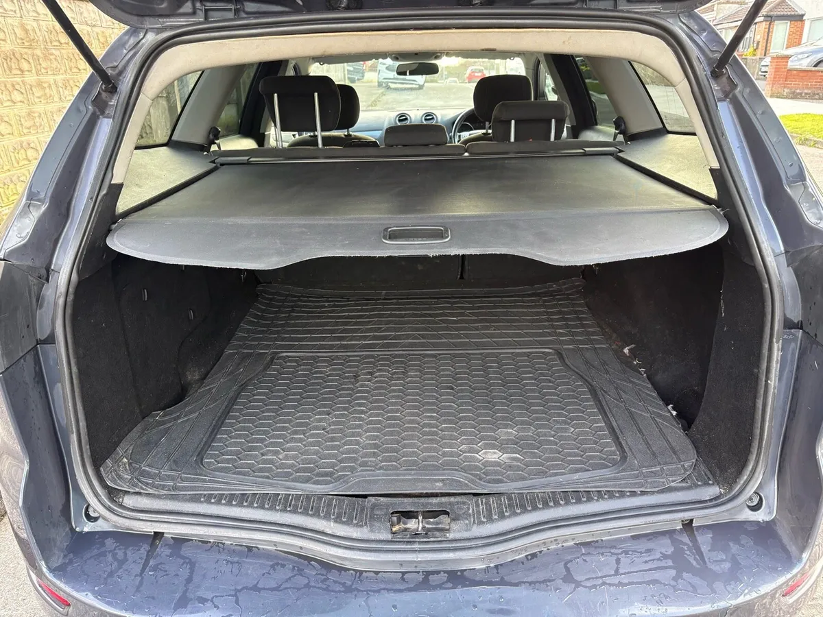 Ford mondeo estate - Image 5