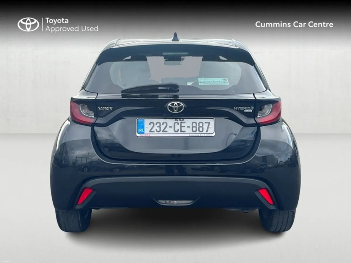 Toyota Yaris YARIS 1.5 HYBRID LUNA - Image 4
