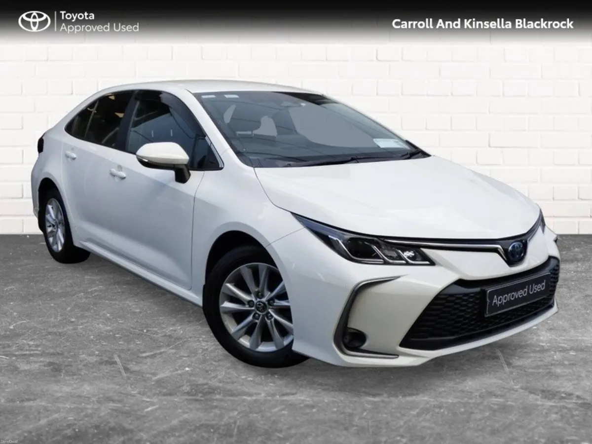 Toyota Corolla Hybrid Luna Saloon - Image 1