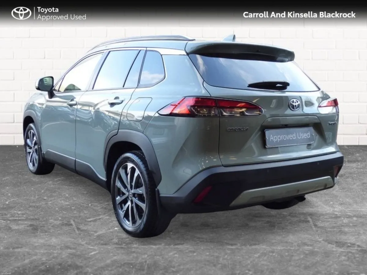 Toyota Corolla Cross Hybrid Sport - Image 2