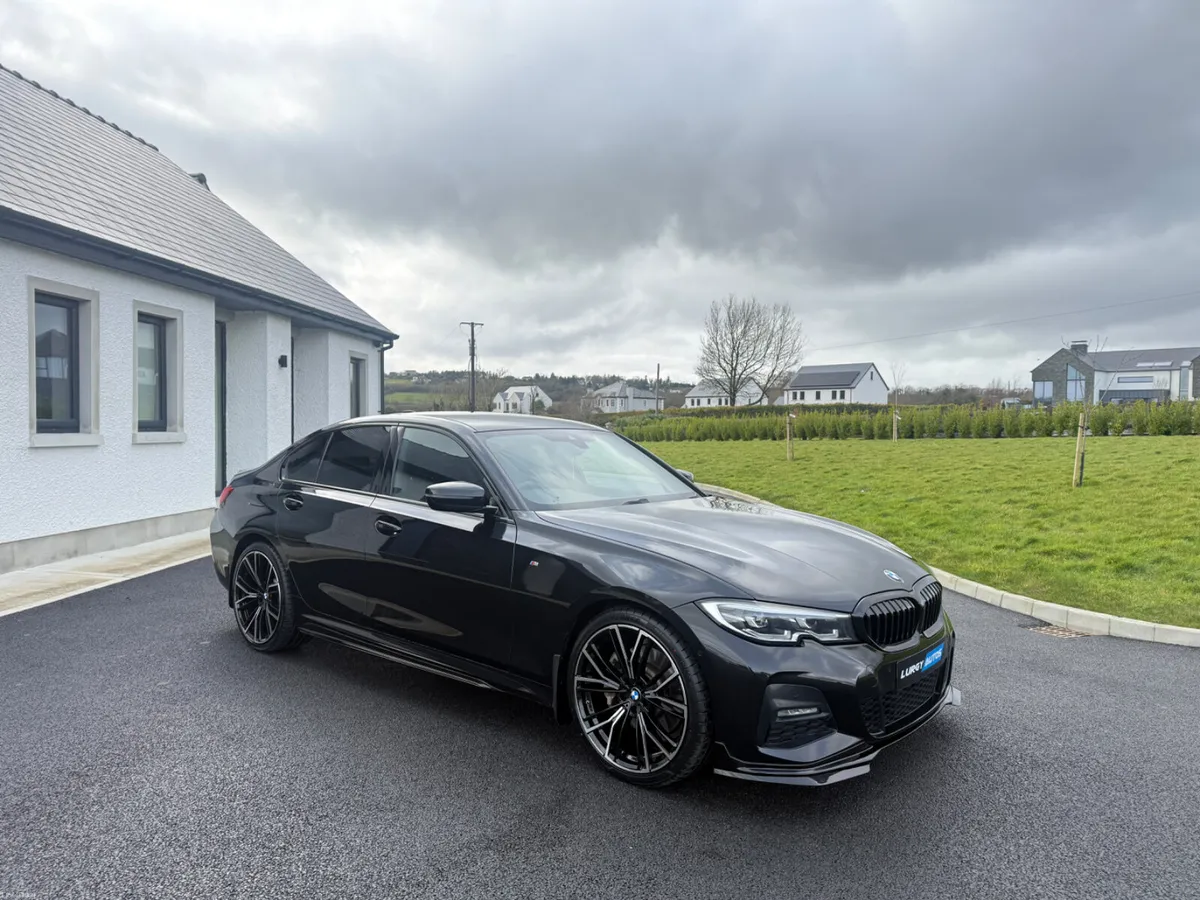 211 BMW 330E M SPORT - Image 2