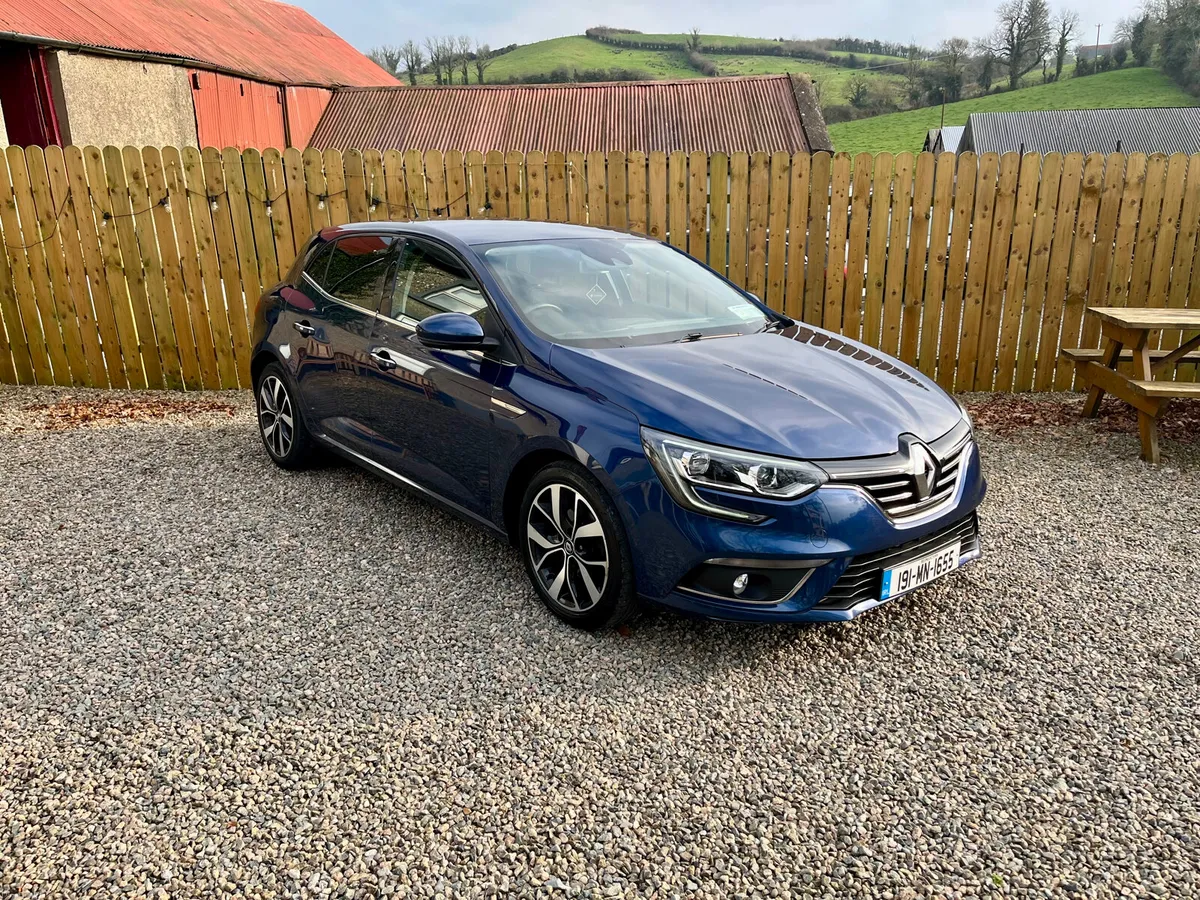 Renault Megane 2019 - Image 1