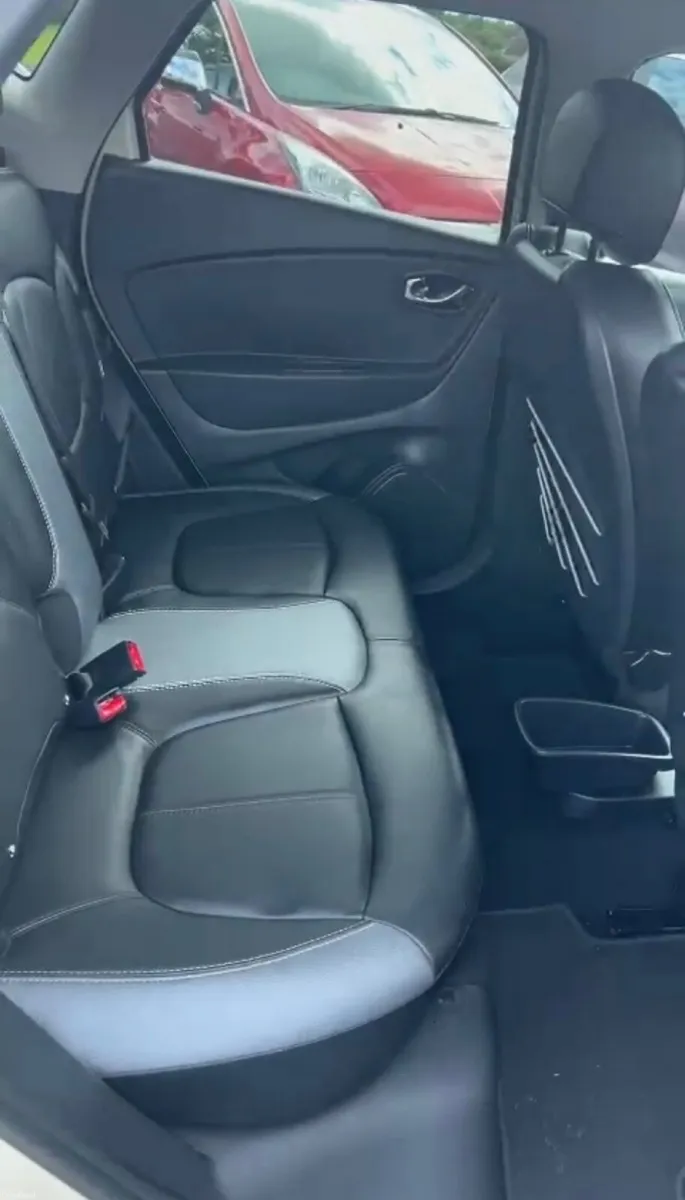 Renault Captur Signature 2017 - Image 3