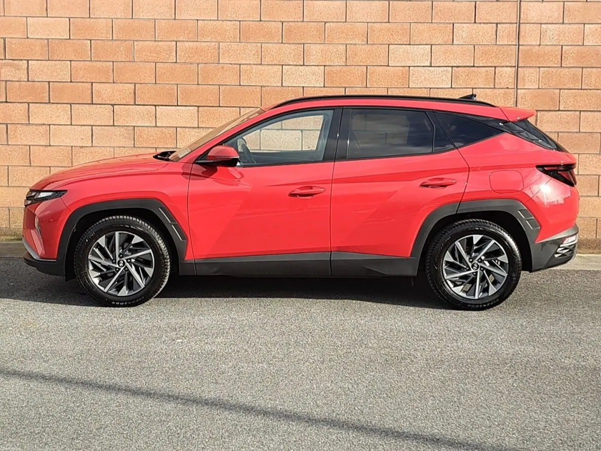 Hyundai Tucson Executive 1.6 Diesel. - Image 3