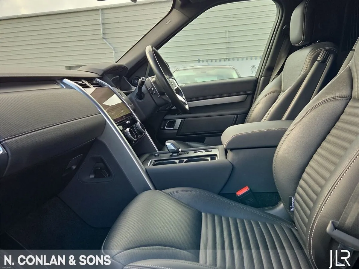 Land Rover Discovery 3.0D DYNAMIC SE COMMERCIAL (P - Image 3
