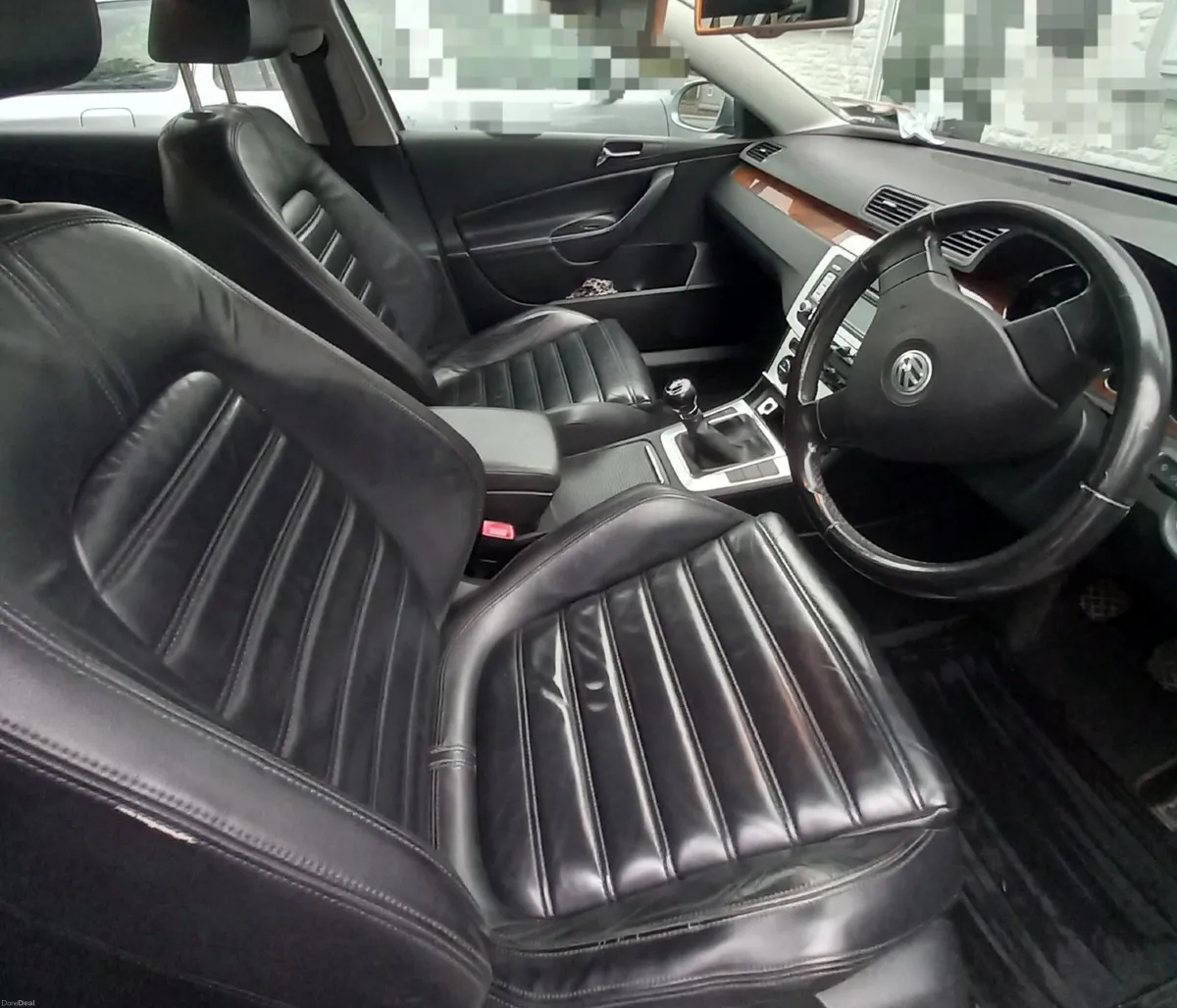 Volkswagen Passat 2008 - Image 2