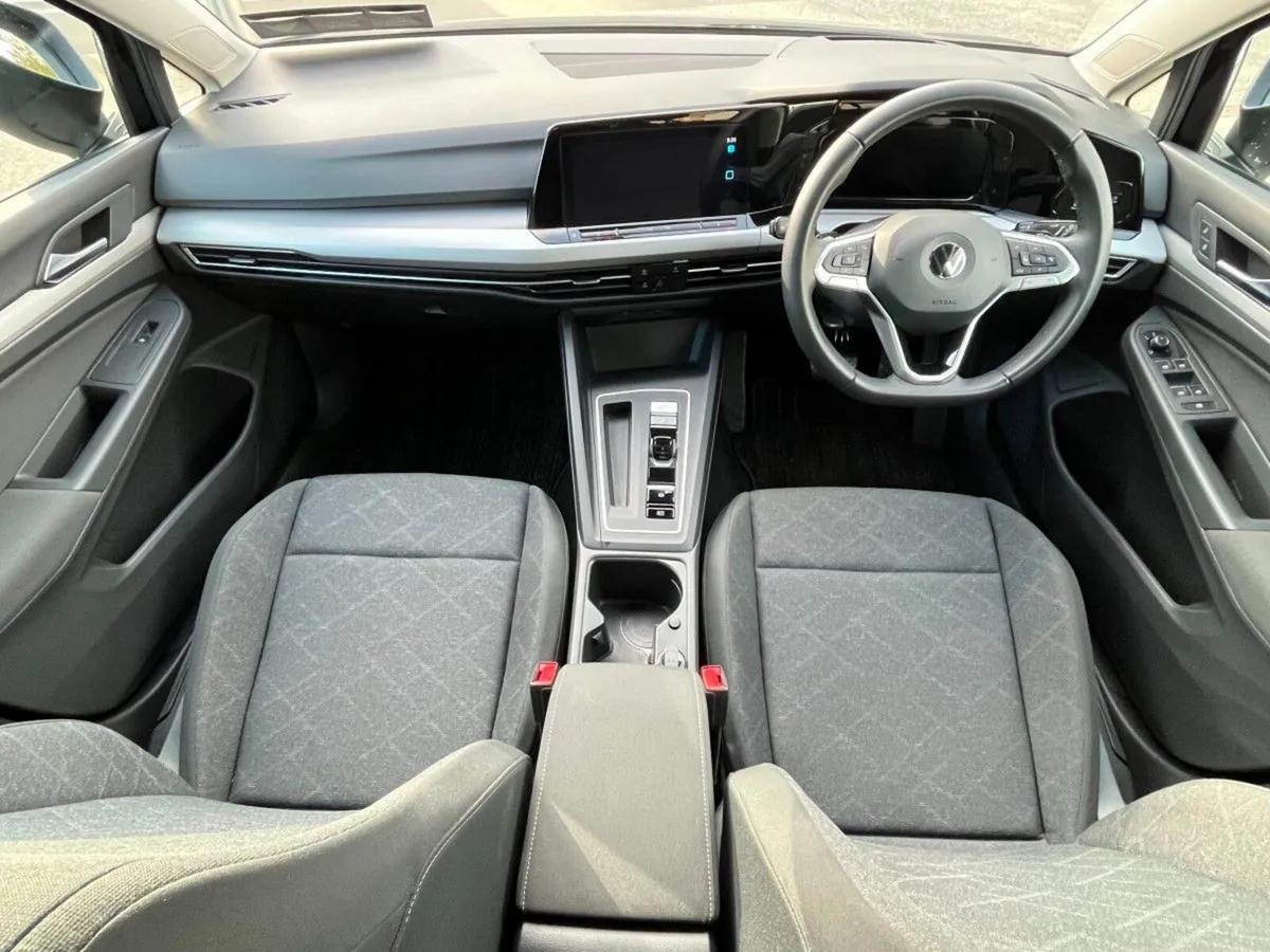 Volkswagen Golf 1.0 5DR PETROL  AUTO 12 MONTH WARR - Image 2