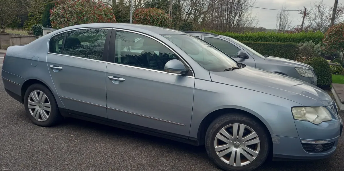 Volkswagen Passat 2008 - Image 1