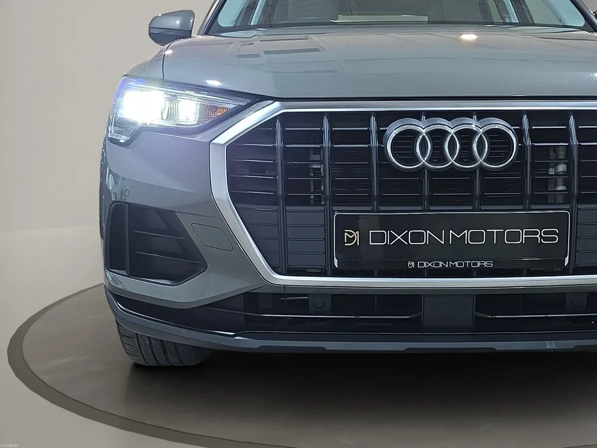 Audi Q3 2023 - Image 3