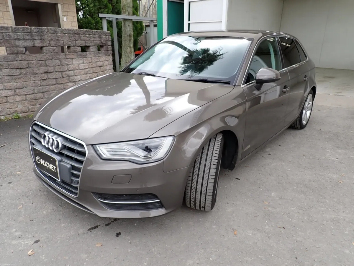 AUDI A3 1.4 TFSI AUTO *LEATHER INTER* 2015 - Image 2