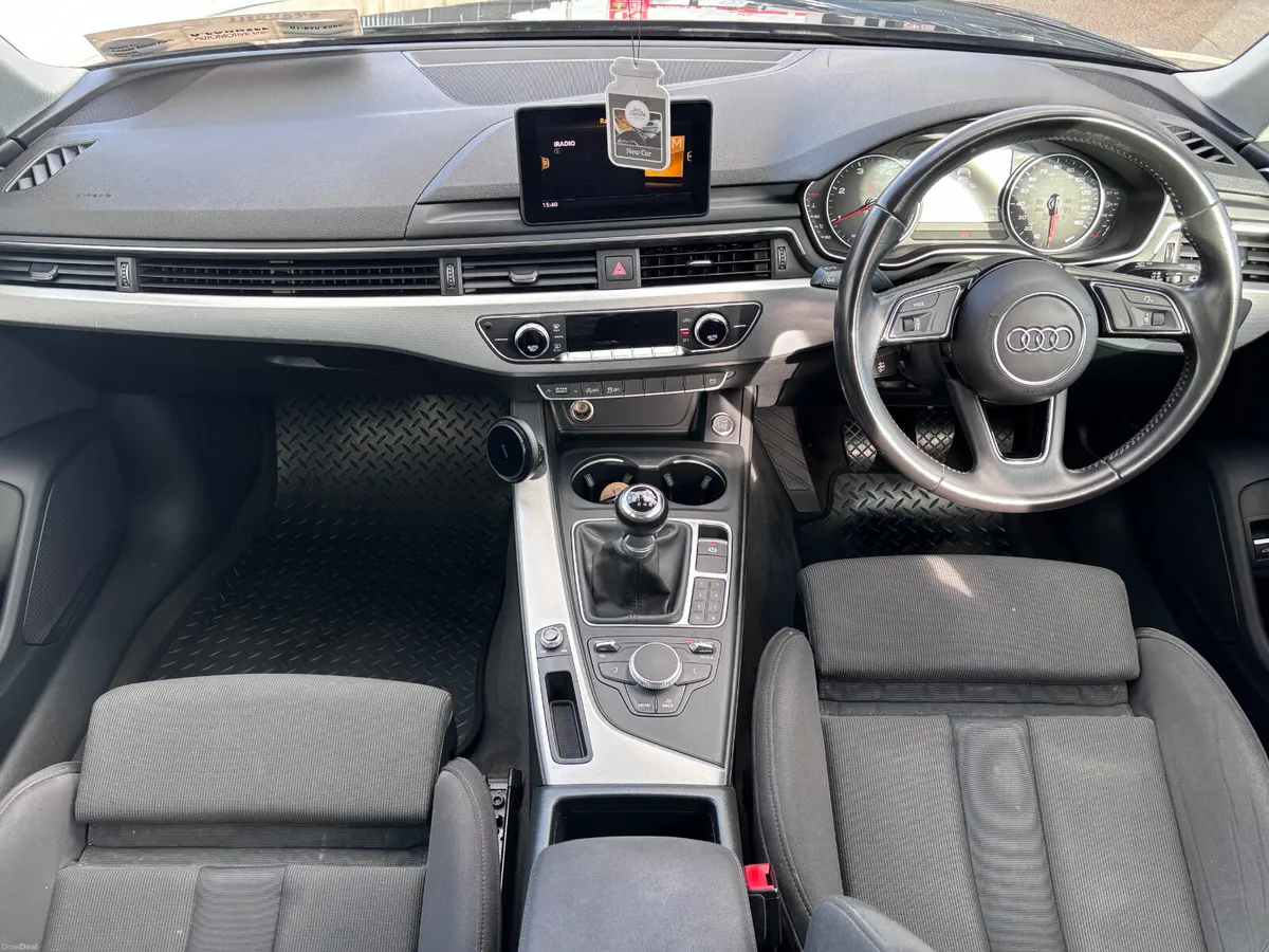 Audi A4 2.0 TDI ULTRA SPORT ESTATE DIESEL / MANUAL - Image 2