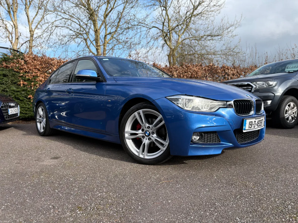 320i M-SPORT AUTO | TINY KMS | STUNNING EXAMPLE - Image 3