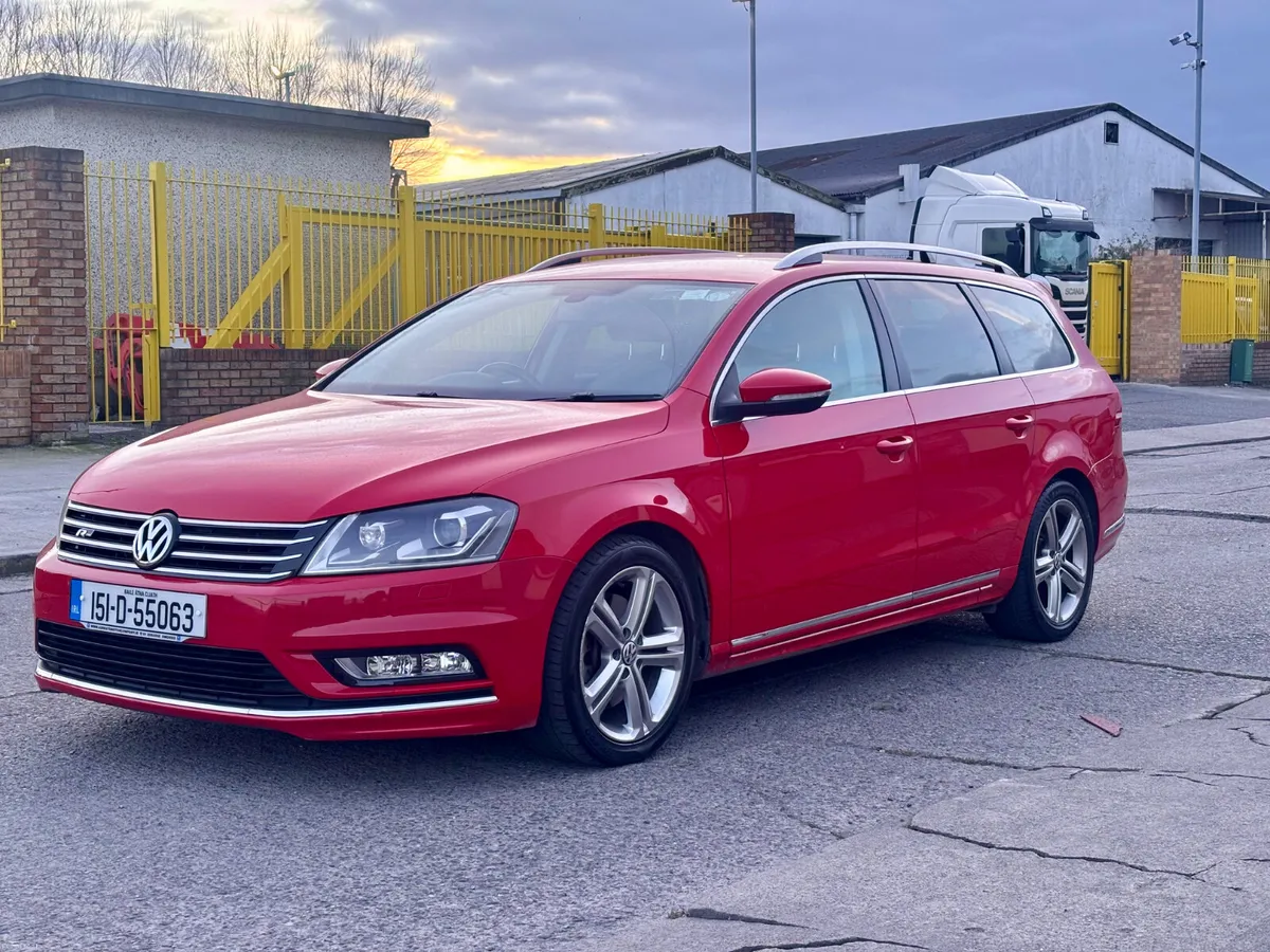 2015 Volkswagen Passat*R Design* - Image 3