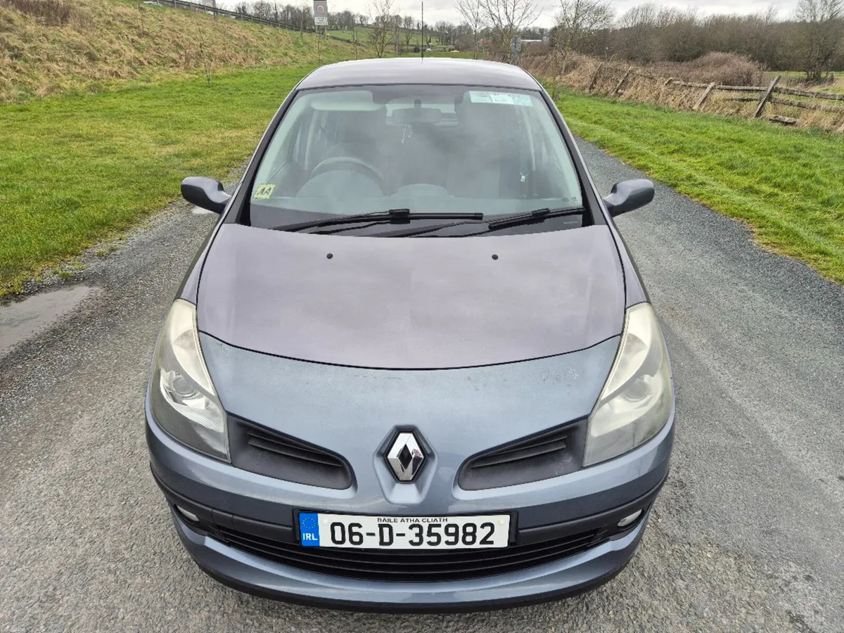 2006 Renault Clio 3 1.2 16V DYNAMIQUE - Image 2