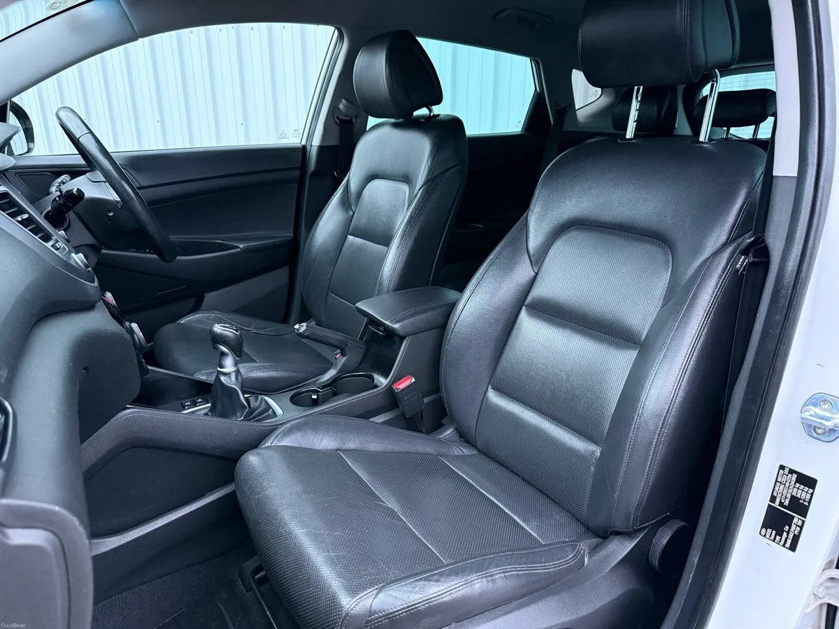 Hyundai Tucson Executive (Diesel) - Image 4